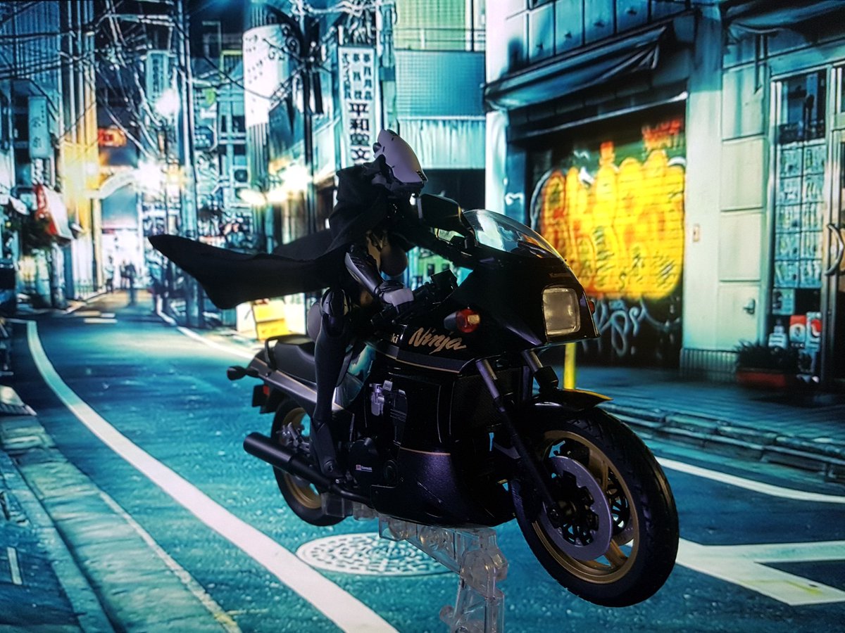 TheLocalBard's tweet image. Thought she could use a motorcycle.  She&apos;s 1/12 scale and so is the motorcycle, but she&apos;s got REALLY long legs so it&apos;s a little awkward.  Looks good though!

#SnailShellStudio #SnailShellAssassin #Assassin #ToyPhotography @wozhike