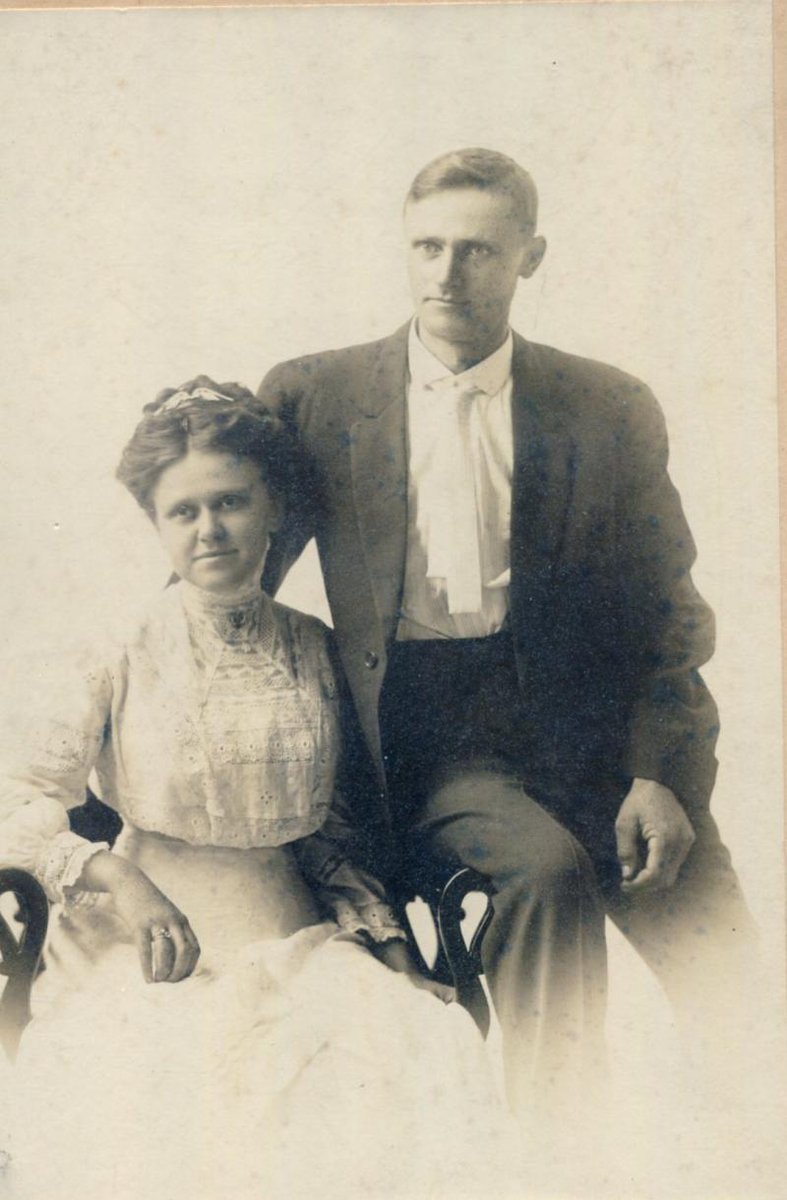 DeadFred.com tweet media