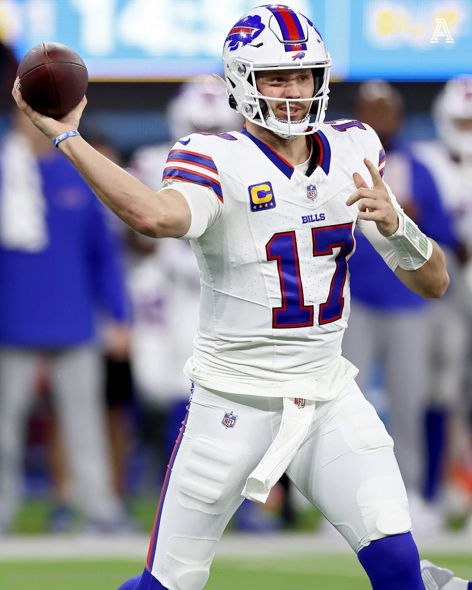 TheAthletic's tweet photo. Players in NFL history with four consecutive 40+ touchdown seasons:

◽️ Josh Allen

That's it. https://t.co/E1HCsqfO92