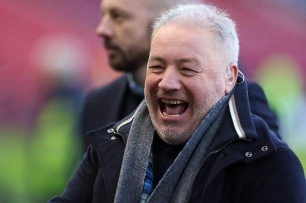Super Ally was asked the question, "Steven Gerrard or Frank Lampard"?

McCoist replied - "Gerrard every day of the week, because he stopped 10." 🤣🤣