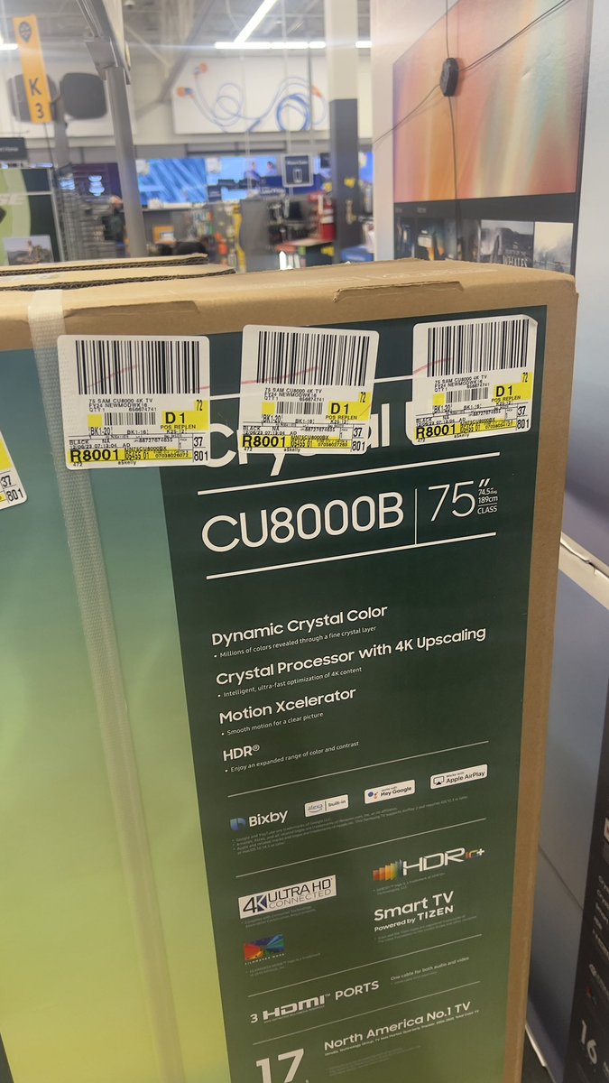 kingjaviaire's tweet photo. Thank you @Walmart I appreciate you for ruining my night. Your store manager called the cops had me trespassed it was unwarrented cause I called corporate on you. You lied to the police. I was peaceful and respectful. I’ll be reaching out to my lawyer about you. https://t.co/PADyC0PeWg