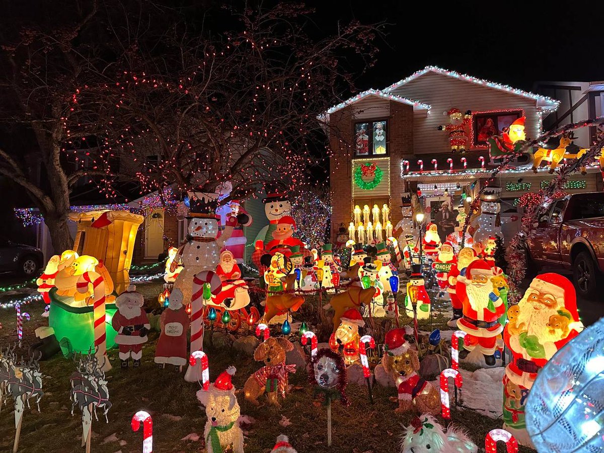 Christmas is not only a holiday, but also a spiritual sustenance. Let us light up this Christmas with love and care. May the lives of our friends be filled with happiness and joy.