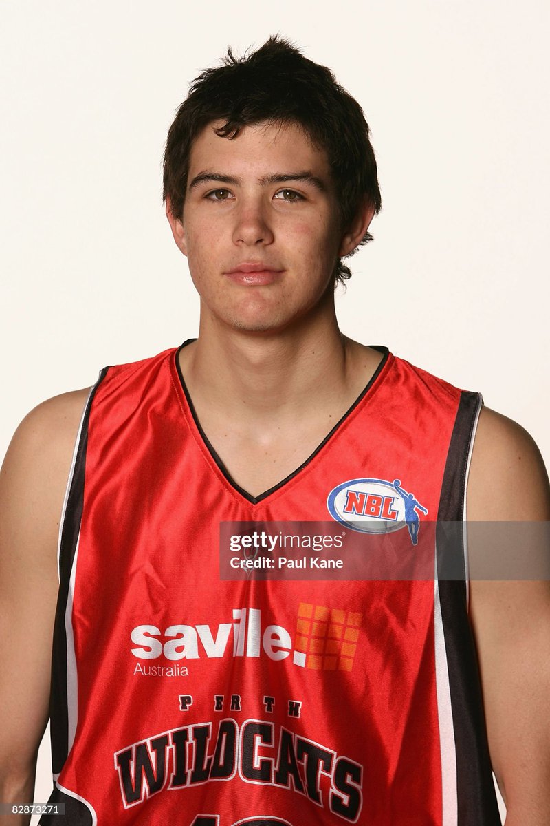 d__mac77's tweet photo. One I didn't know about until yesterday (thanks bro) was that Chris Goulding once played for the Perth Wildcats.
#CG43 played 14 games for Perth in 2008-2009 averaging 3.2 ppg in 9.2 mpg as a development player. https://t.co/EzeW711Ydi