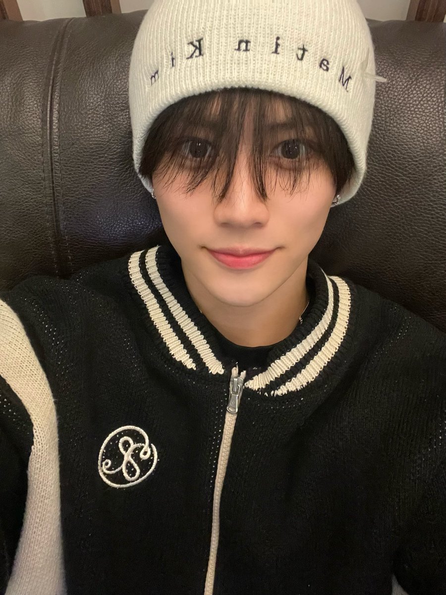LUN8_members's tweet photo. [#이안]
이안.에 너 있다♥️💚

#루네이트 #LUN8 https://t.co/k9jQ7GjnZK
