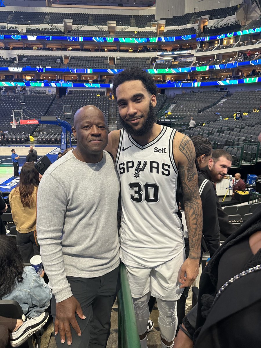 Coach Mike Anderson tweet media