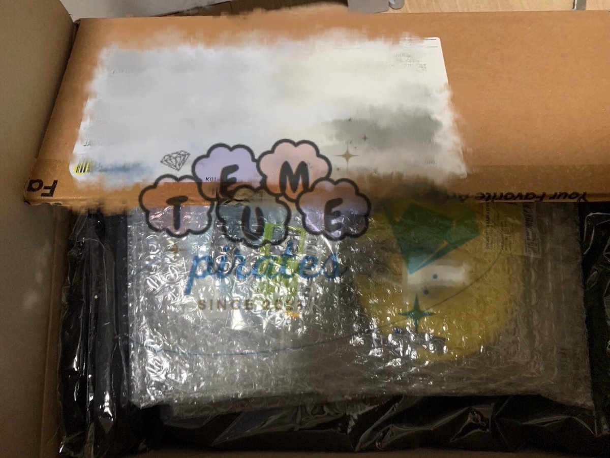 teumethingy's tweet photo. Arrived WH KR🇰🇷 https://t.co/Ow0Fse2jHc