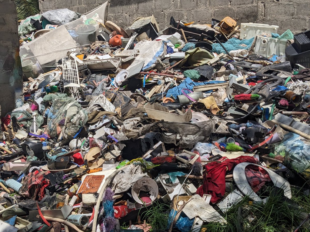 Rising global plastic production hits Africa hard, contaminating our food chain and communities. It's time for action to protect our environment and health. #PlasticPollution #ProtectOurCommunities #EPRTanzania @HUDEFO @Greenpeaceafric