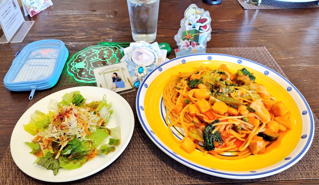 Porte0077's tweet photo. ランチ〜🍽️🍝🥗🍮😋

#今日のランチ
#ilponte
#南條愛乃
#南條愛乃10thLIVE 
#富士ロゼシアター https://t.co/pDJoR9stGQ