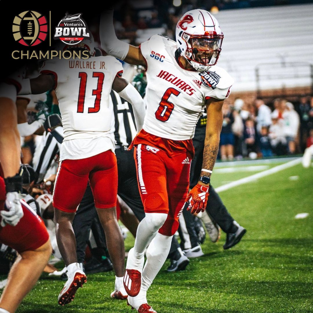 BowlSeason's tweet photo. First #BowlSeason dub ✅
Congrats to @SouthAlabamaFB winning the 2023 @68VenturesBowl https://t.co/09mjtO3hoH