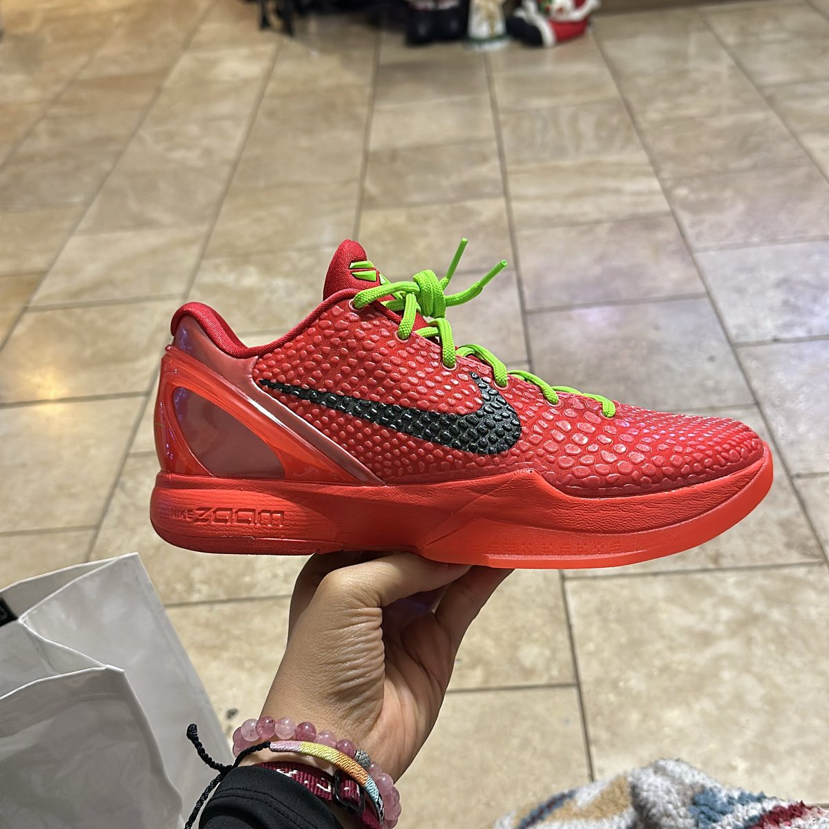 clarissa_24's tweet photo. They were gonna be mine no matter what! #reversegrinch 😍😍😍 https://t.co/QiURkNDOfC