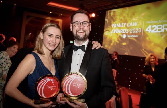 Congratulations to our committee members @JamesEvansOFW and <a href="/YOsudina/">Yuliya Osudina</a> for their work on various projects which have resulted in them winning awards at the law committee awards 🌟