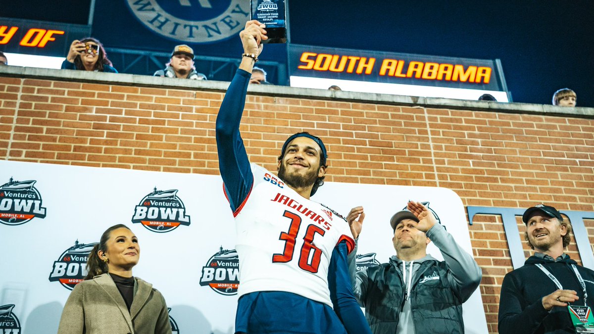 MVP: Gio Lopez
Off MVP: Jamaal Pritchett
Def MVP: Jamie Sheriff
ST MVP: Diego Guajardo

#LEO