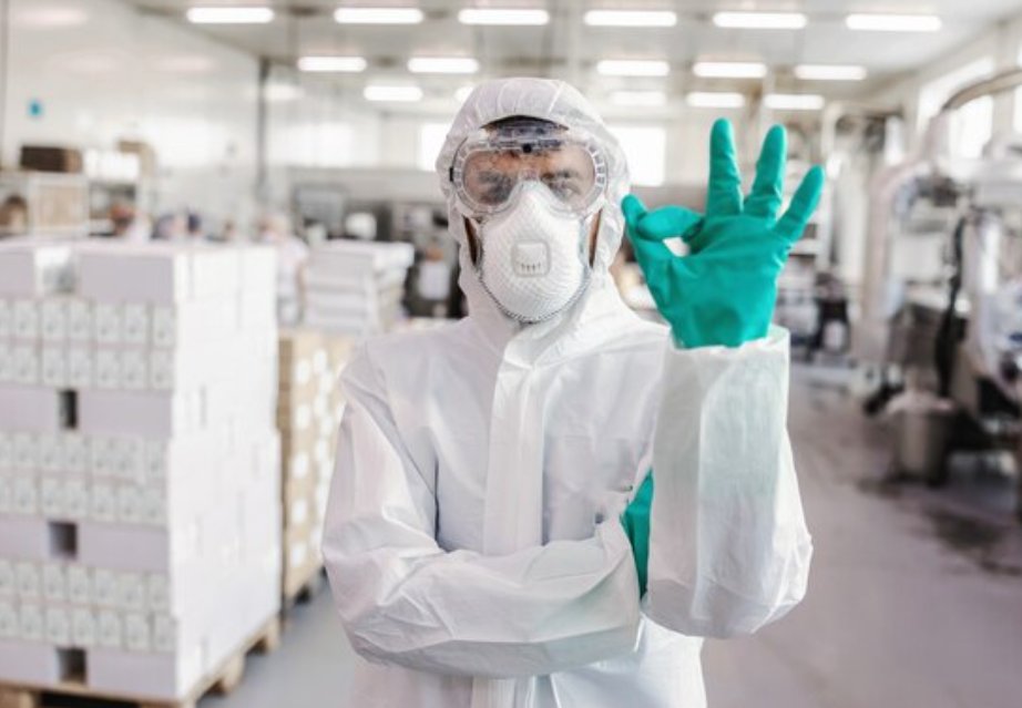 GlobalIntKuwait's tweet photo. We have a wide variety of PPE products to choose from, so you can find the right products for your needs.We only sell high-quality PPE products from trusted manufacturers.https://t.co/K0czDglyHE https://t.co/rugLG2Ejbi