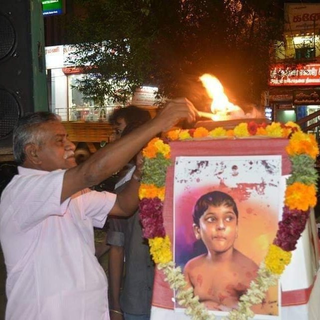 prapaarr's tweet photo. ஈழப்படுகொலையை
நேரடியாக ஆதரித்தவர்கள்
மறைமுகமாக ஆதித்தவர்கள்
மீதான எனது கோபம்
உயிர்மூச்சு உள்ளவரை நீடித்து இருக்கும்.
- தொ. ப #ThoPa
தமிழ் இருக்கும் வரை அவர்களுக்கு மன்னிப்பு கிடையாது https://t.co/ttbGsGo4Jw