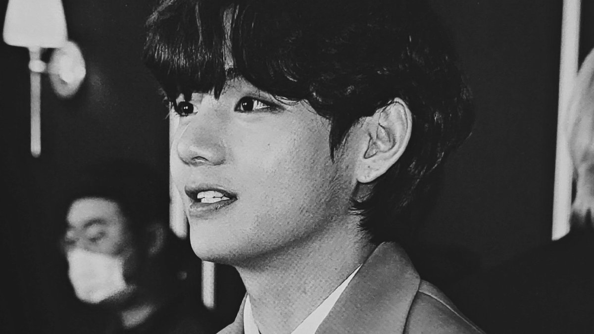 healwithtae's tweet photo. D-535 📷 | kim taehyung https://t.co/8JdqDO0TId