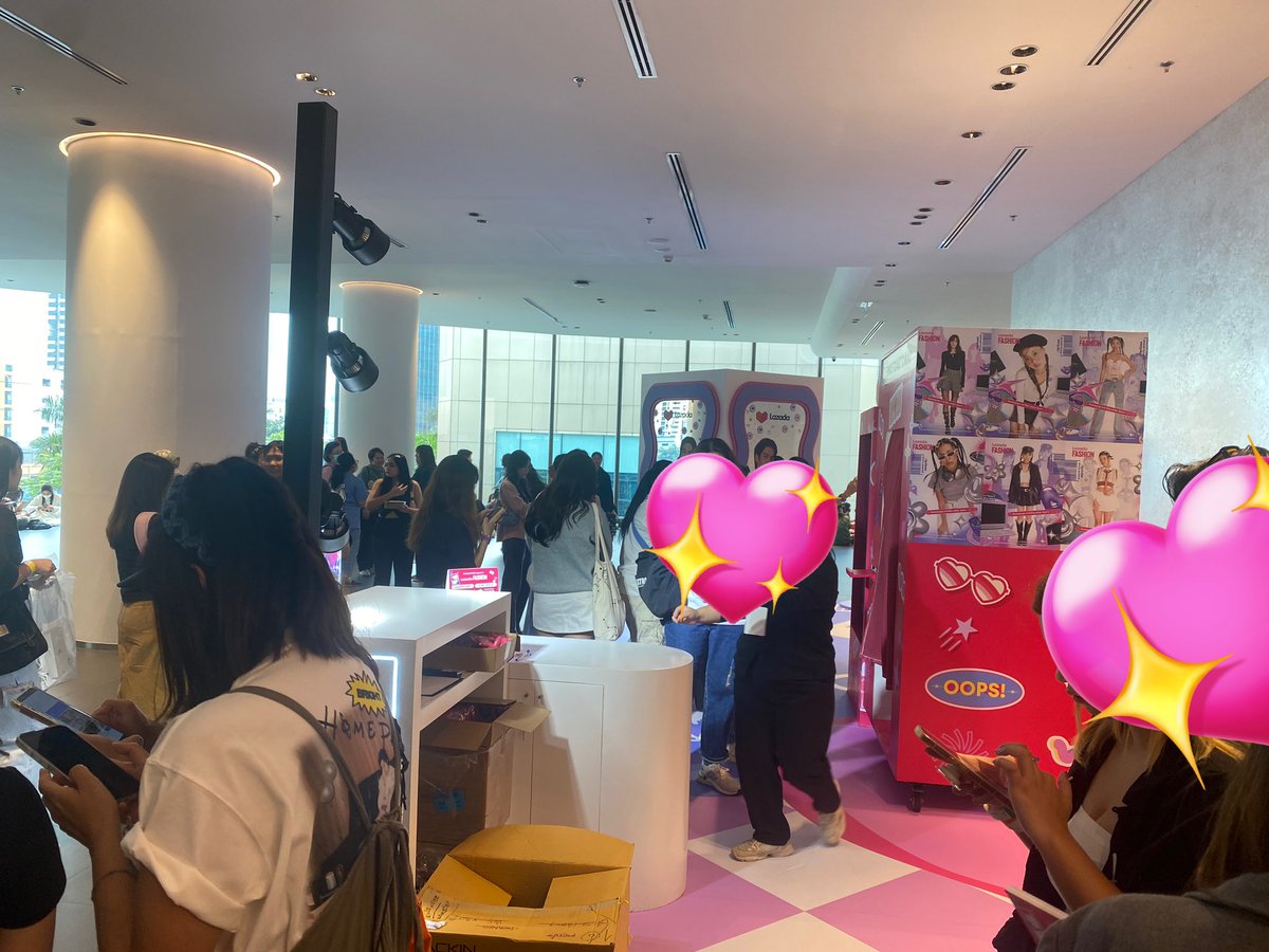 _Sunshinemoon's tweet photo. #LazadaFASHIONTH https://t.co/7cpW8nFSfI