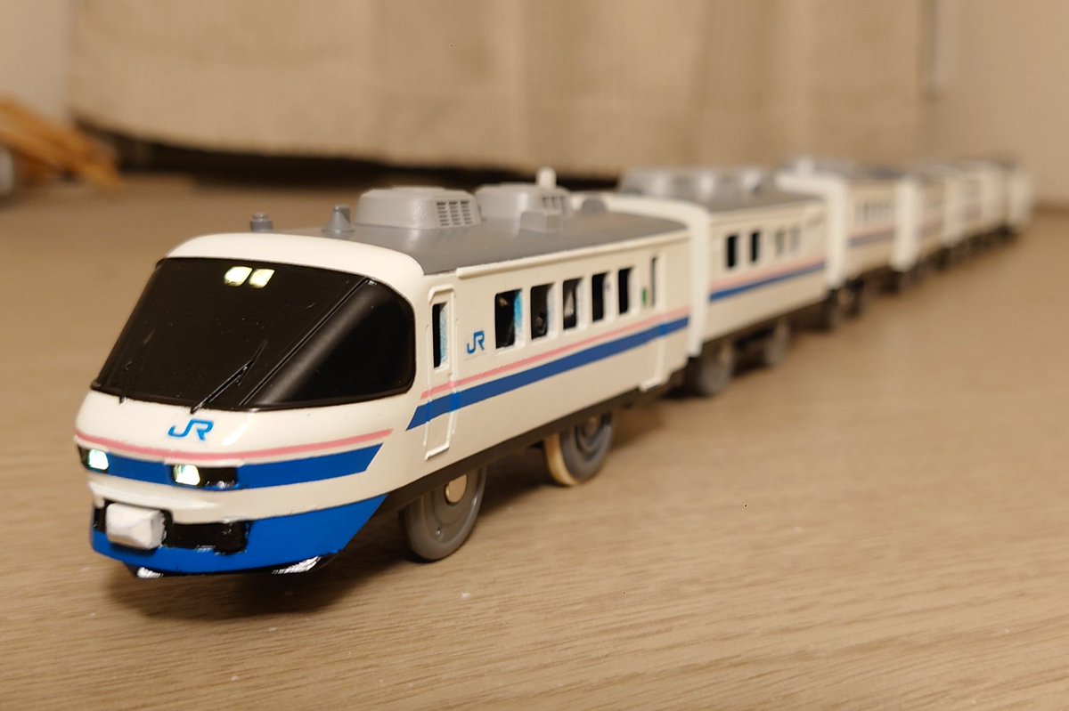 サロハユニセフ tweet media