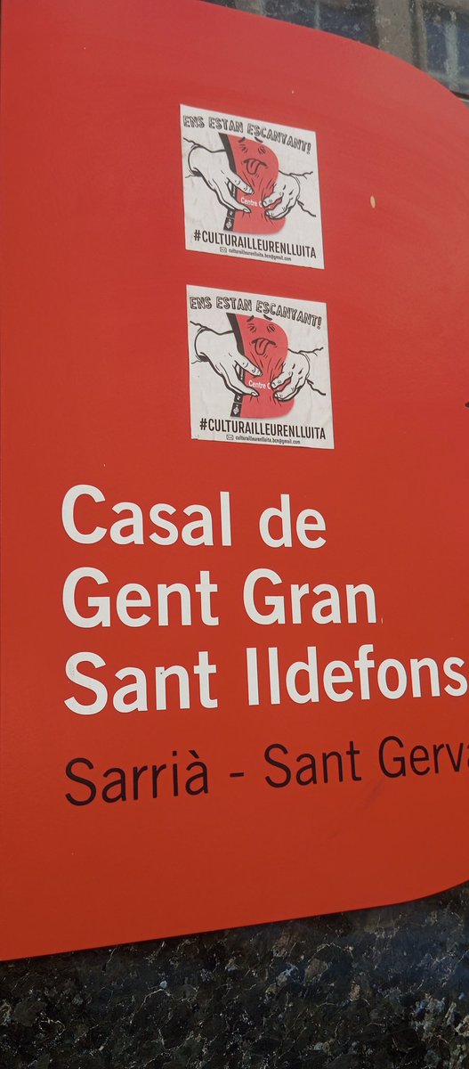 rocallume's tweet photo. Colau i Collboni sou uns hipòcrites que porteu 8 anys sense pujar -nos al sou. Sou vosaltres els primers a explotar els treballadors i treballadores.
#woke #socialistes #encomu #adacolau #collboni #Catalunya #explotacio #psc #Barcelona https://t.co/EESHRBbkaG