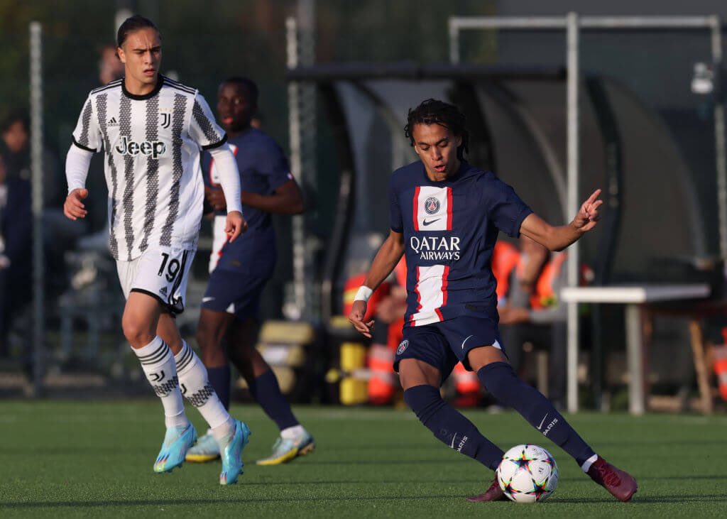 Ethan Mbappe

On ball tendencies
vs settled, compact: high volume passer, likes to go over the block
vs settled, stretched: more direct passing, through the lines
vs moving block: loves to carry and create transitional situations

Good at shielding the ball (stationary+moving) 1/