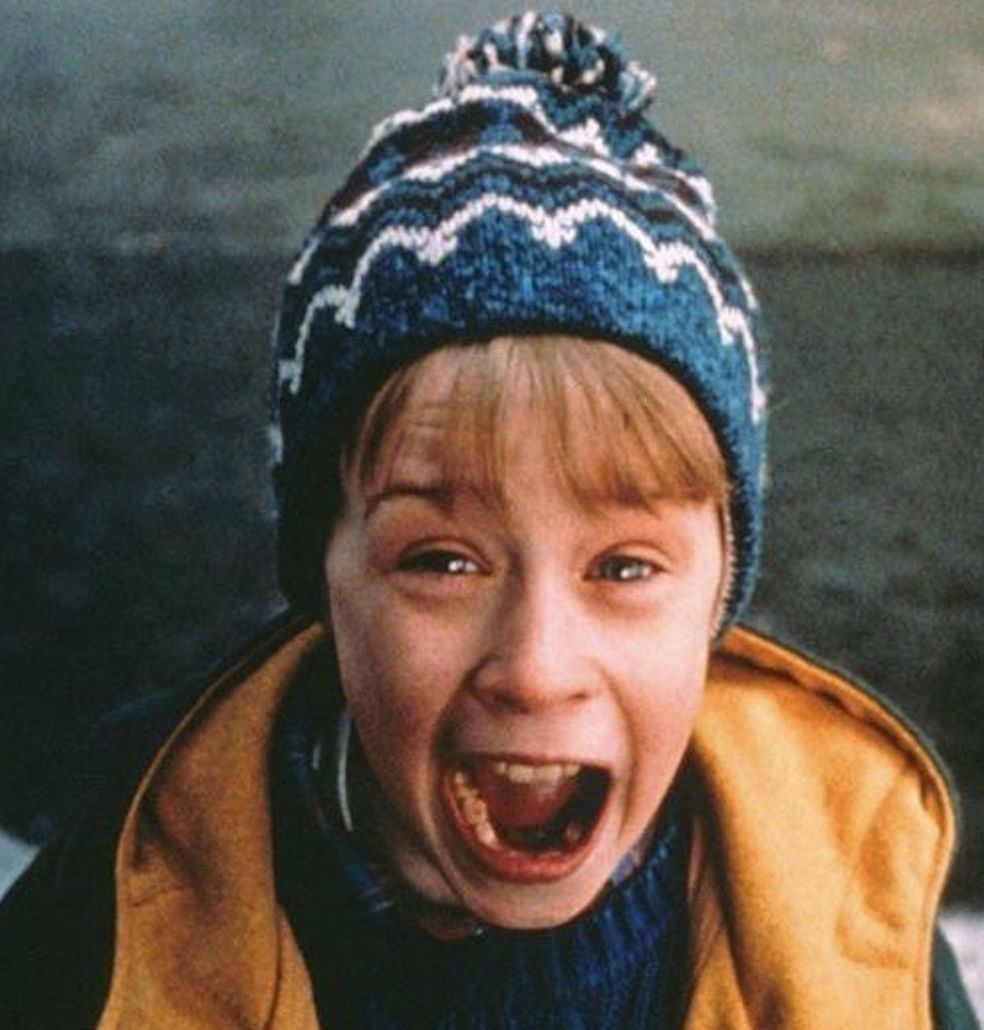 25Circus's tweet photo. Happy Holidays! 
.
.
.
#homealone #christmas #macaulayculkin #homealonemovie #love #merrychristmas #circus25 #s #home #christmastree #homedecor #music #johncandy #kevinmccallister #santaclaus #christmasmovies #culkin #actor #december #christmasgifts #movie #homealoneagain https://t.co/NIzmuhJKzR