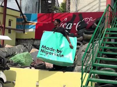 Fabulous__Jr's tweet photo. Guess what's in those giant MBN bags? ๐ค Get ready for a big reveal! #MBNFair2023 https://t.co/ptTbjr2Oer