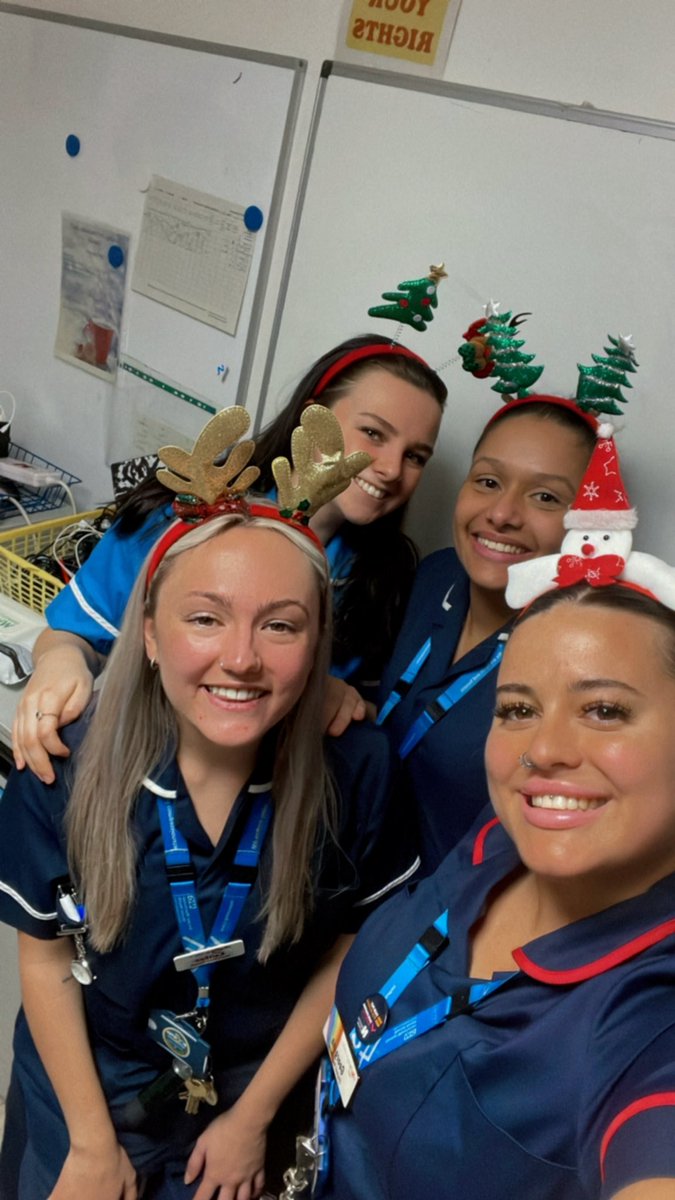 Merry Christmas Eve from brook ward! Lots of Christmas activities planned for today! Christmas can be hard on the wards so we try to make it as nice as we can! 🎄🎅🏽 @UpneetRiar @HelenCraigie7