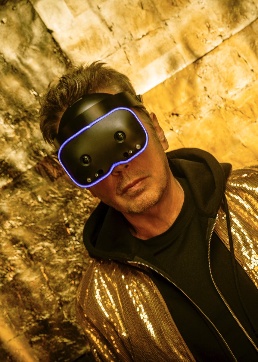 jeanmicheljarre's tweet image. Only one day left until VERSAILLES 400! For a full tutorial on how to enter the metaverse for the performance, visit my website jeanmicheljarre.com! @RTLFrance @VRROOM_world @W9 @stanlarroque @CVSpectacles #versailles400 #VirtualReality #electronicmusic #FrenchTech