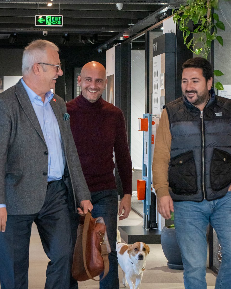 Bodrum’a değer katan iş insanlarının değerli temsilciliği İş İnsanları Derneği’ni ziyaret ettik, Bodrum’un geleceği için yaptığımız planlardan bahsettik.
Bizi ağırlayan değerli dernek başkanı Mete Yılanlı'ya teşekkür ederiz.