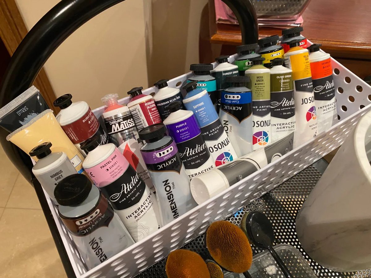 rem49er's tweet image. The process of mixing colors and bringing a blank canvas to life is incredibly satisfying for me.🎨🎨😍