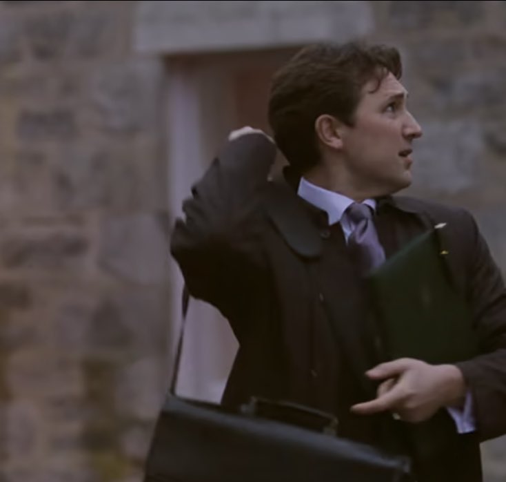 SandiFan4's tweet photo. @BLEnHughesiasts A bit of Ben in The Crown to start Christmas Eve day?
#Benanza #BenLloydHughes https://t.co/Y6tcUimjMi