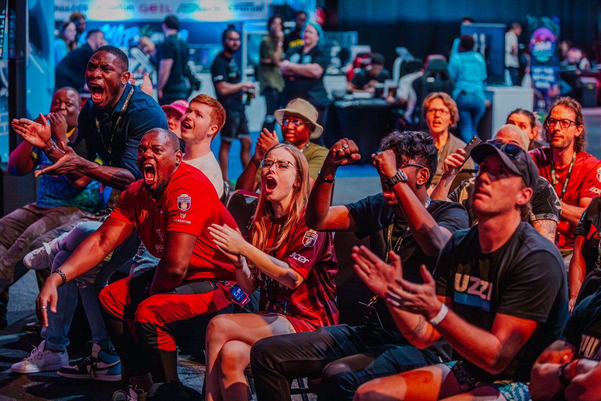 Kalven_RegionF's tweet photo. Throw back to the insane final between @NixuhGG and @GoliathGamingZA at the Valcup by @carry1st and @AfricanGaming at this years @rAgeExpo . https://t.co/ja32nycDdS