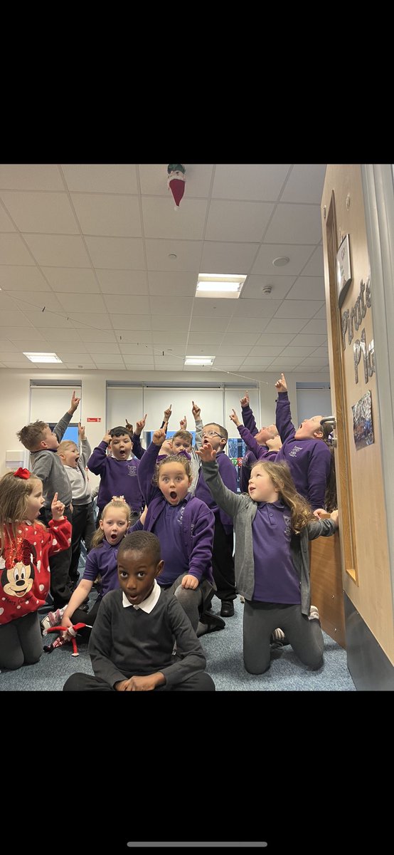 Miss Sinclair P1a tweet media