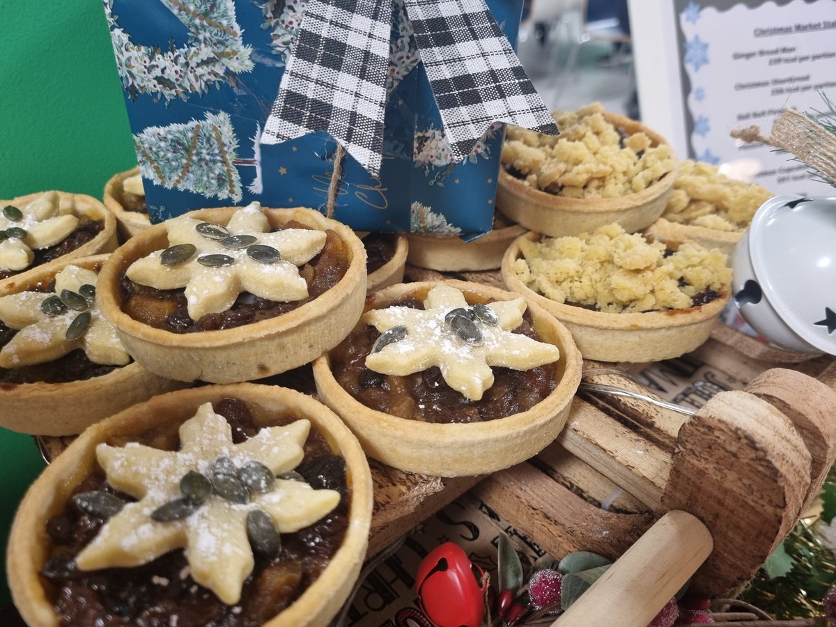 Devon_Wright tweet media