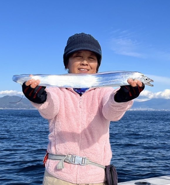 GoodgoOrg's tweet photo. 静岡GoodGo28ft
12月24日

#GoodGo #静岡　＃駿河湾　＃グッドゴー　＃タチウオ　#釣果　＃海　#굿고  #wonmo https://t.co/btLMJsWRqQ