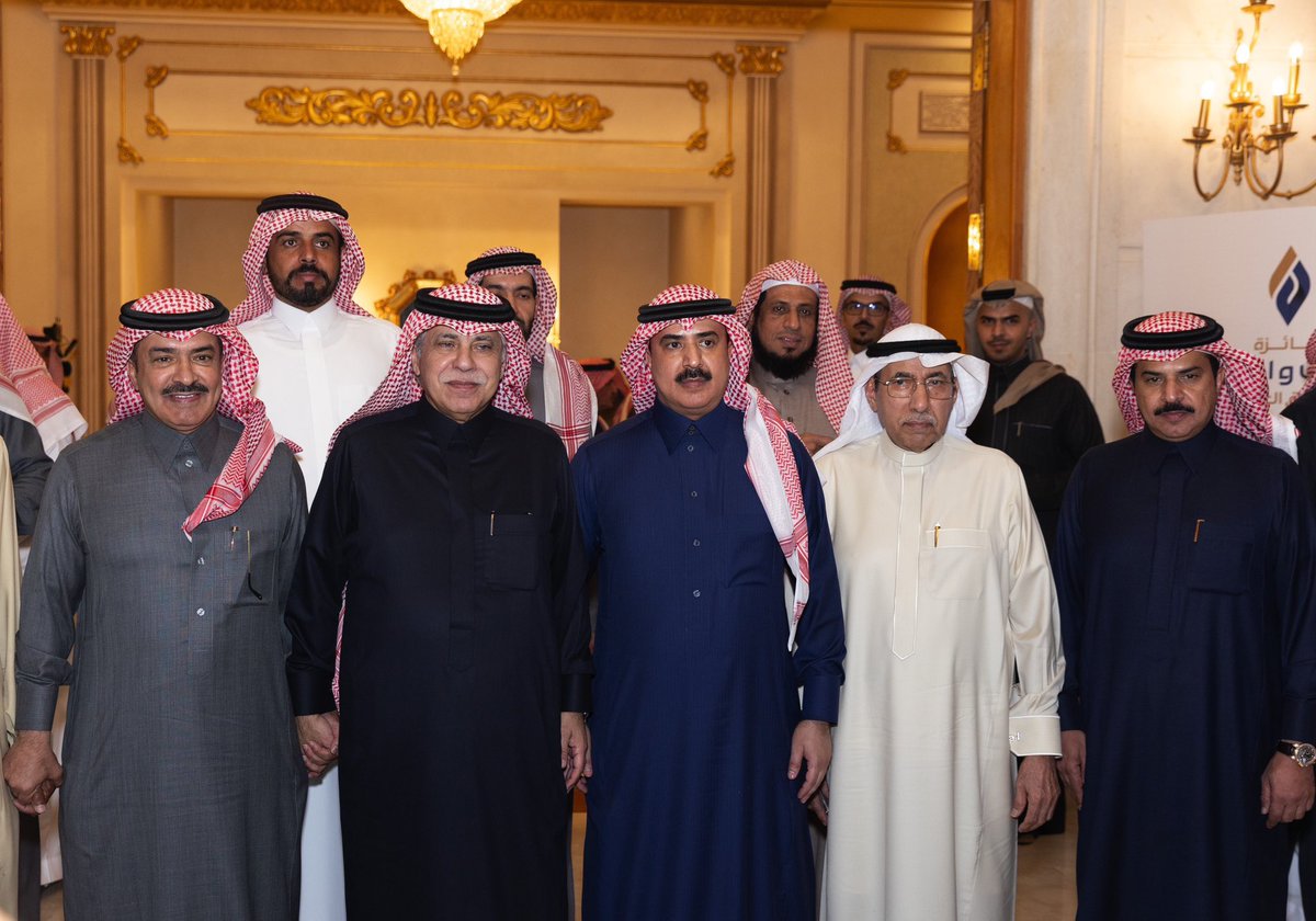 ajlanbros's tweet photo. #جائزة_عجلان_واخوانه_للتفوق_العلمي
 في نسختيها التاسعة والعاشرة- برعاية معالي وزير التجارة الدكتور ماجد القصبي.
بلغ عدد المكرمين في النسختين الحالية 395 طالباً وطالبة؛ ليكون إجمالي عدد المكرمين في جميع النسخ للجائزة 1564 طالباً وطالبة. https://t.co/y9SZWO8aHE