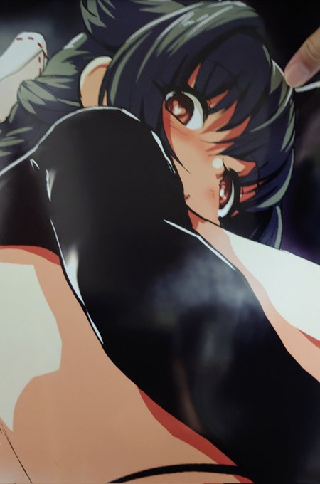 内容の齟齬なしなので
ポスタースタンド忘れることなかったら大丈夫そう

が、これ、遠くからみたら肌色部分しか見分けつかねえな?さては 