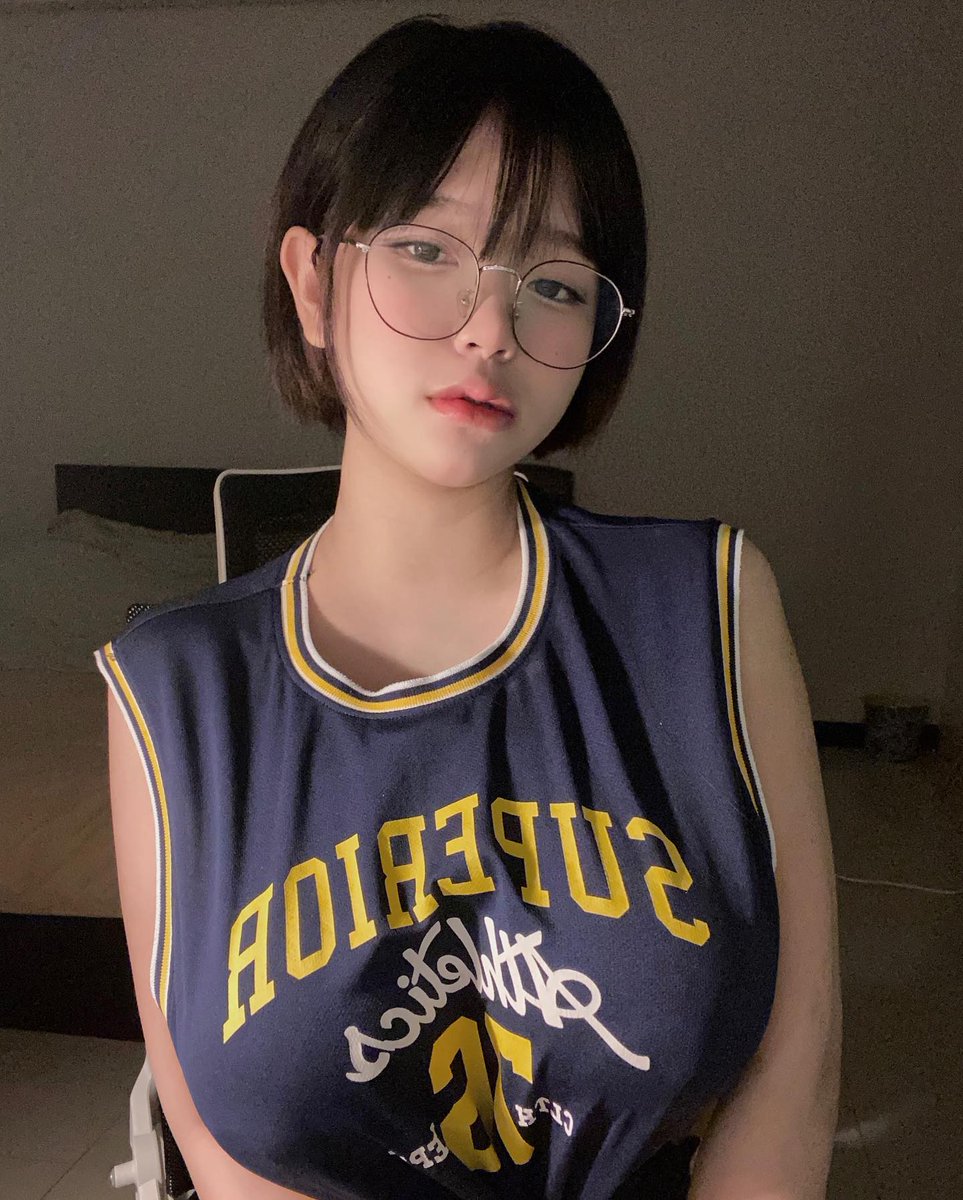 lanerit87717's tweet image. whisker prominently
Tôi là một người yêu thích thể thao leo trèo, muốn tìm một người bạn nam đặc biệt để cùng nhau chinh phục những đỉnh núi cao và trải nghiệm cảm giác mạnh mẽ.