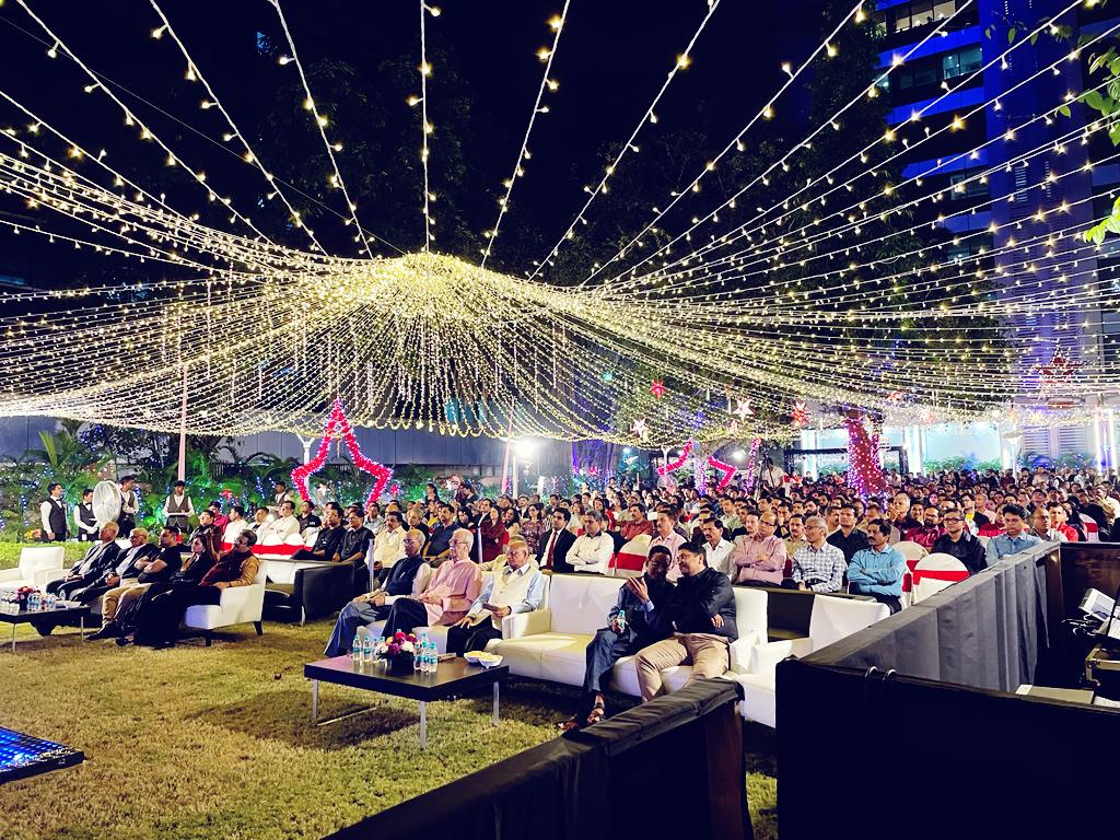 Life@63moons tweet media