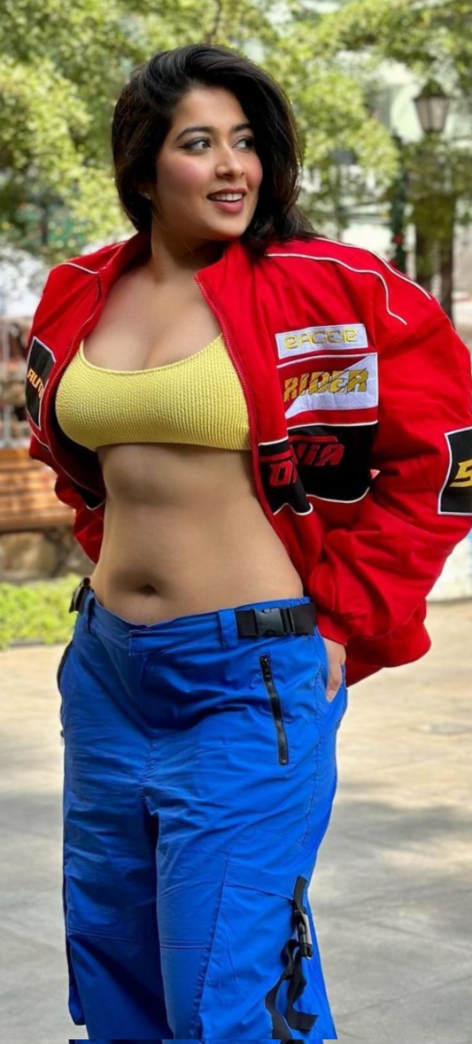 GCGBHAeWAAAwxO0?format=jpg&name=large