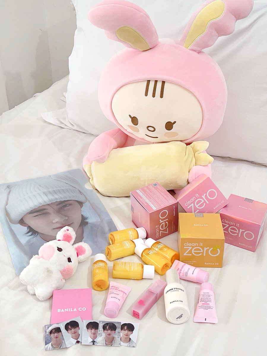 me: jeonghan is not my bias
also me:
