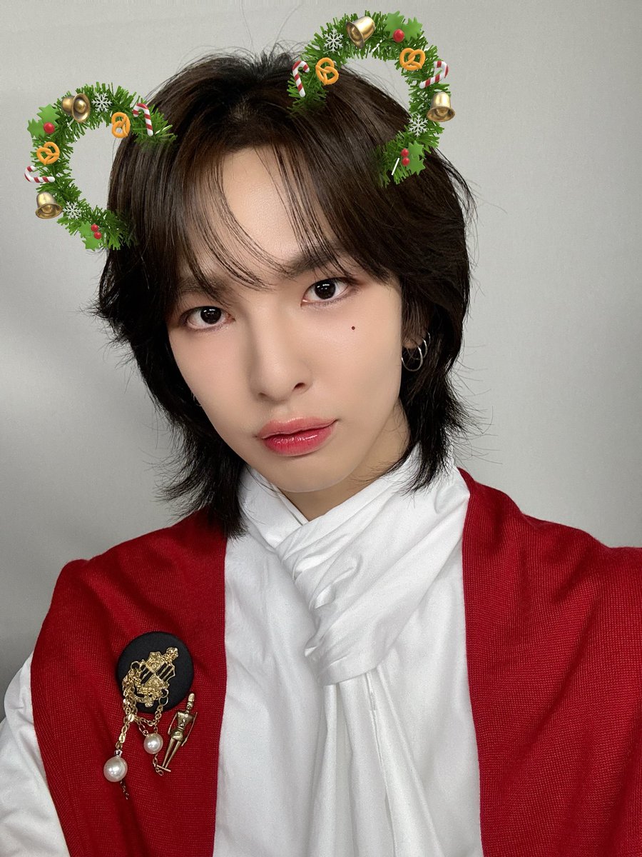 the_EPEX's tweet photo. [🎁]
[띵동🔔 선물 왔습니다!] 

𝑬𝑷𝑬𝑿 (𝑪𝒉𝒓𝒊𝒔𝒕𝒎𝒂𝒔 𝒗𝒆𝒓.)
𝒁𝑬𝑵𝑰𝑻𝑯, 𝑯𝒂𝒑𝒑𝒚 𝑯𝒐𝒍𝒊𝒅𝒂𝒚! 🎄❄️

#EPEX #이펙스 #Eight_Apex #위시 #금동현 #뮤 #아민 #백승 #에이든 #예왕 #제프 #2023크리스마스 #크리스마스 #Christmas https://t.co/tILOxqbCYC