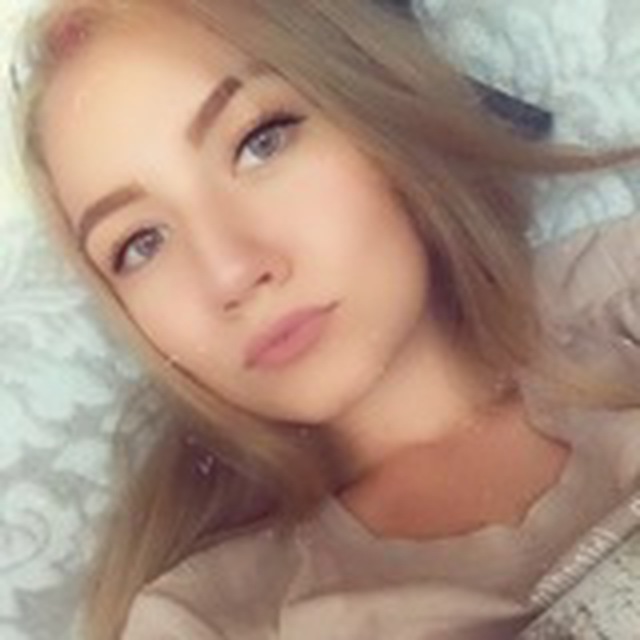 Oli me presento soy paulina Pau tengo 19 años soy muy traviesa y me gustan los chicos jóvenes y los militares con herramientas largas jijjii mándeme MD