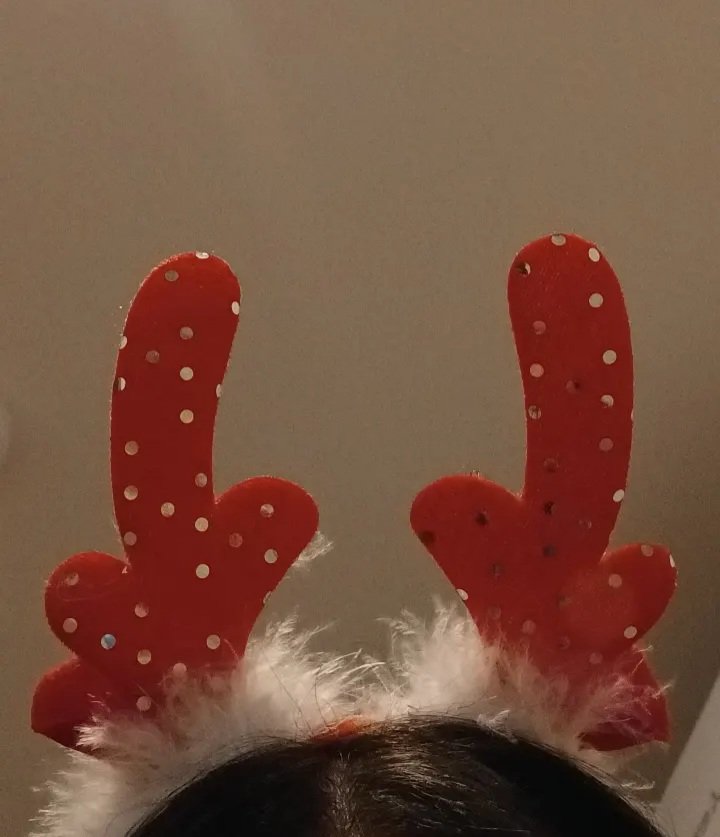 mukha ba syang etits 😭😭😭😭