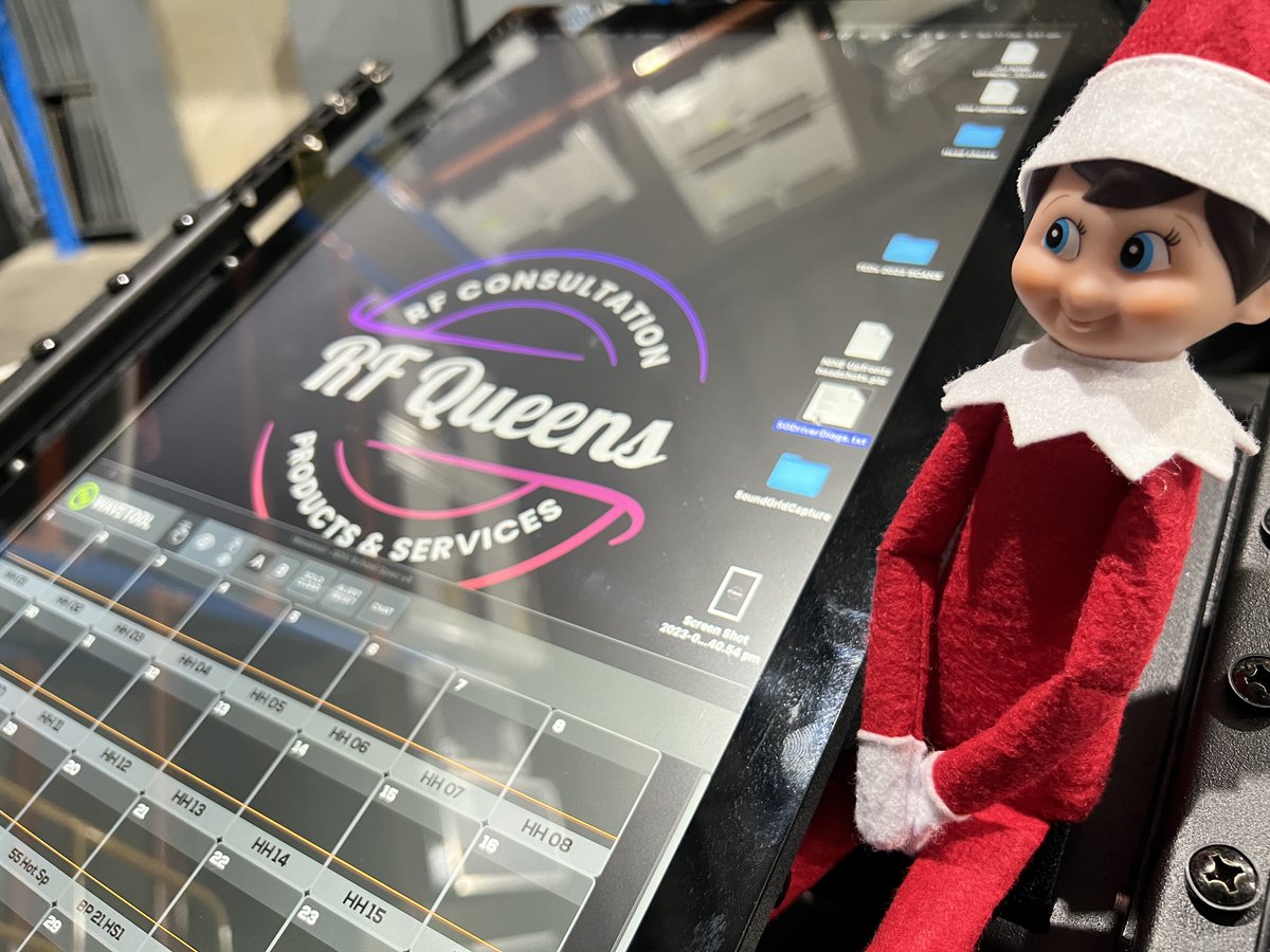 With some Christmas cheer, the elf on the shelf came to visit RF Queens; I guess he wanted to check out the much-talked-about Wavetool rack, and he was impressed.

Merry Christmas, everyone
Have a wonderful Christmas.