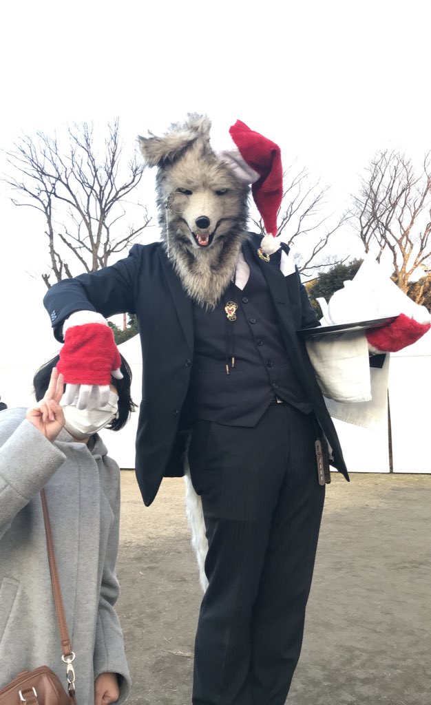 mizukan's tweet photo. クリスマスマーケットでlowdeさんに会えました！🎄🐺

#クリスマスマーケット
#lowde https://t.co/DCGWLJ7VLq