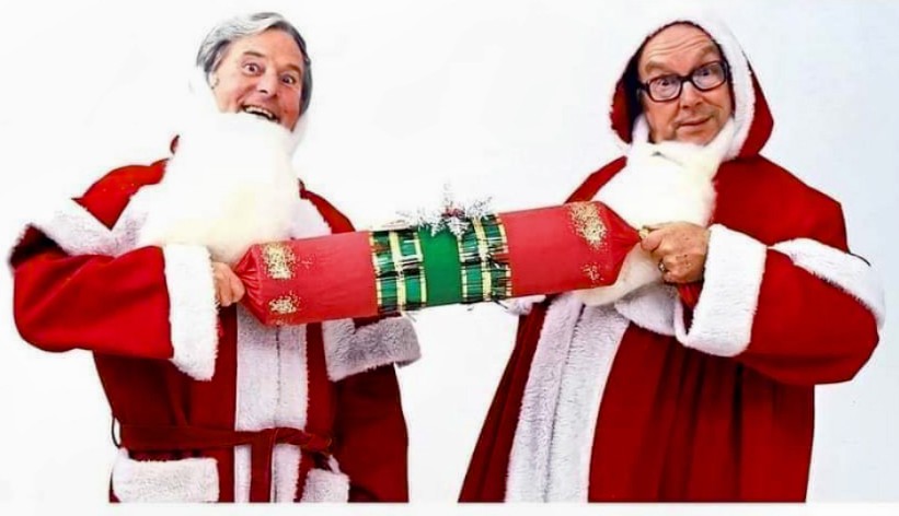 To all my friends old and new  on this media we call 'social'  MERRY CHRISTMAS!!!!