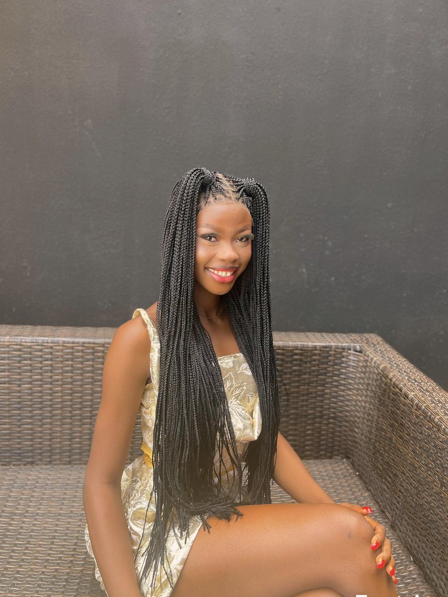 Adexoxo__'s tweet photo. June
Rehearsed my big day in this wedding dress modeled for Matchless and influenced these braided wigs by Annie’s hair , still served body and face 😉
#watchade #adexoxo #2023throwbacks https://t.co/mFG4ArtHFI