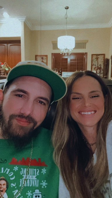 💚 hello from us https://t.co/facpZgJ848<a href="/tag/findom"class="tags"><span>#findom</span></a><a href="/tag/findomme"class="tags"><span>#findomme</span></a>