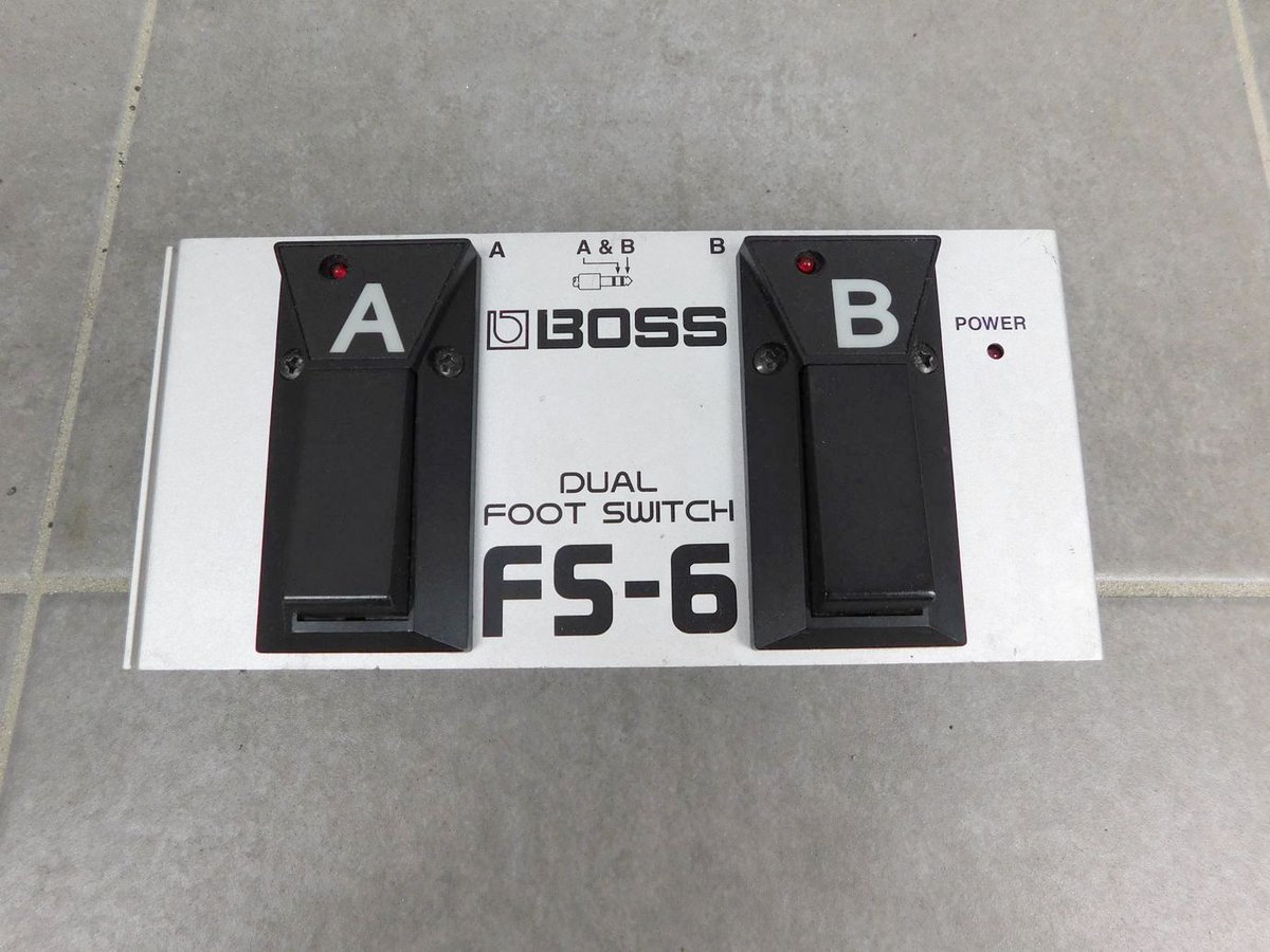 MARUYAHiroshima's tweet image. 【中古】　BOSS ボス FS-6
デュアル・フットスイッチ

デュアル・タイプ
ラッチ/アンラッチはもちろん、極性の切り替えも

★詳細はホームページで★
hiroshima-maruya.com/products/effec…

#boss #ボス #FS6 #bossfs6 #フットスイッチ #デュアルフットスイッチ #中古 #エフェクター #中古エフェクター #マルヤ