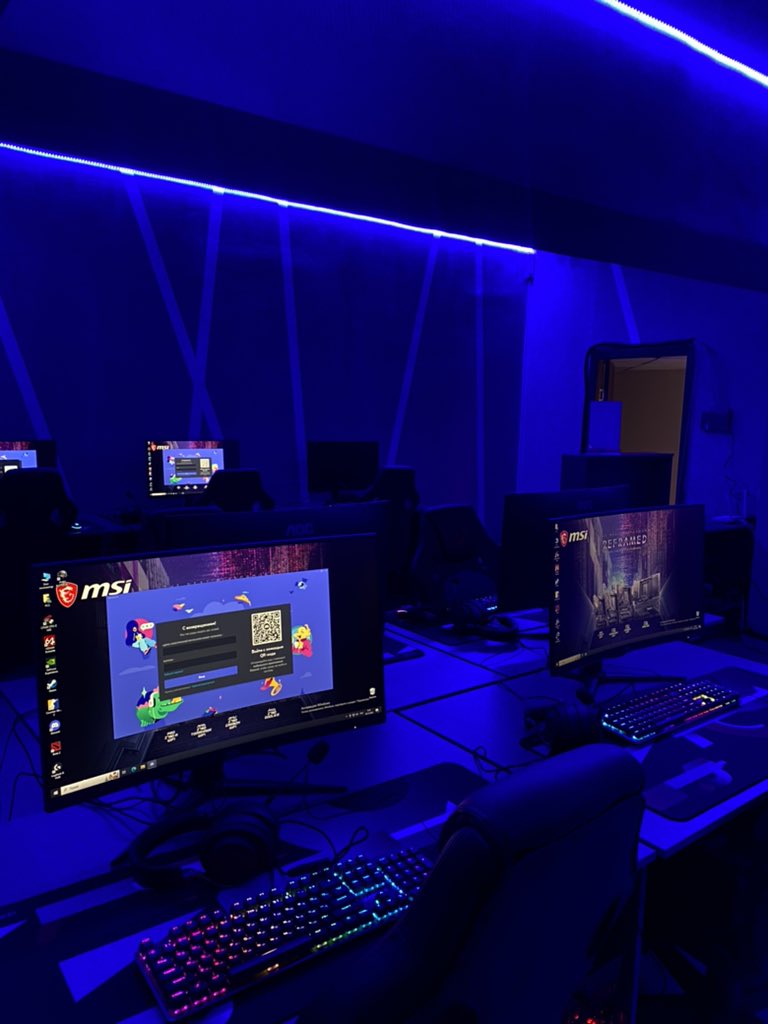 mikhvanya98's tweet photo. 😃👋🏻 приглашаю вас всех в новый компьютерный клуб “Mammoth gaming club” 🦣 находимся на 203 мкрн, 7 корпус, в 2гис-е есть😊
3060 на 12гб
240ггрц 27 дюйм
Логи мыши
Ардор уши и клава
Низкий пинг 
Пишите, звоните: 89644257944🙌🏻
Буду благодарен ретвиту друзья, очень старался 😊 https://t.co/KNhIryJc87